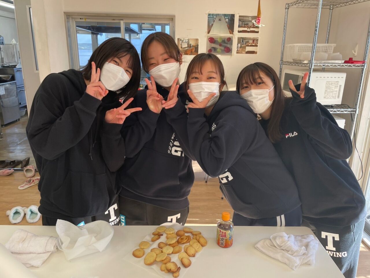 F7BC03D7-3F92-49CD-BA2B-47EA73E8BAE1