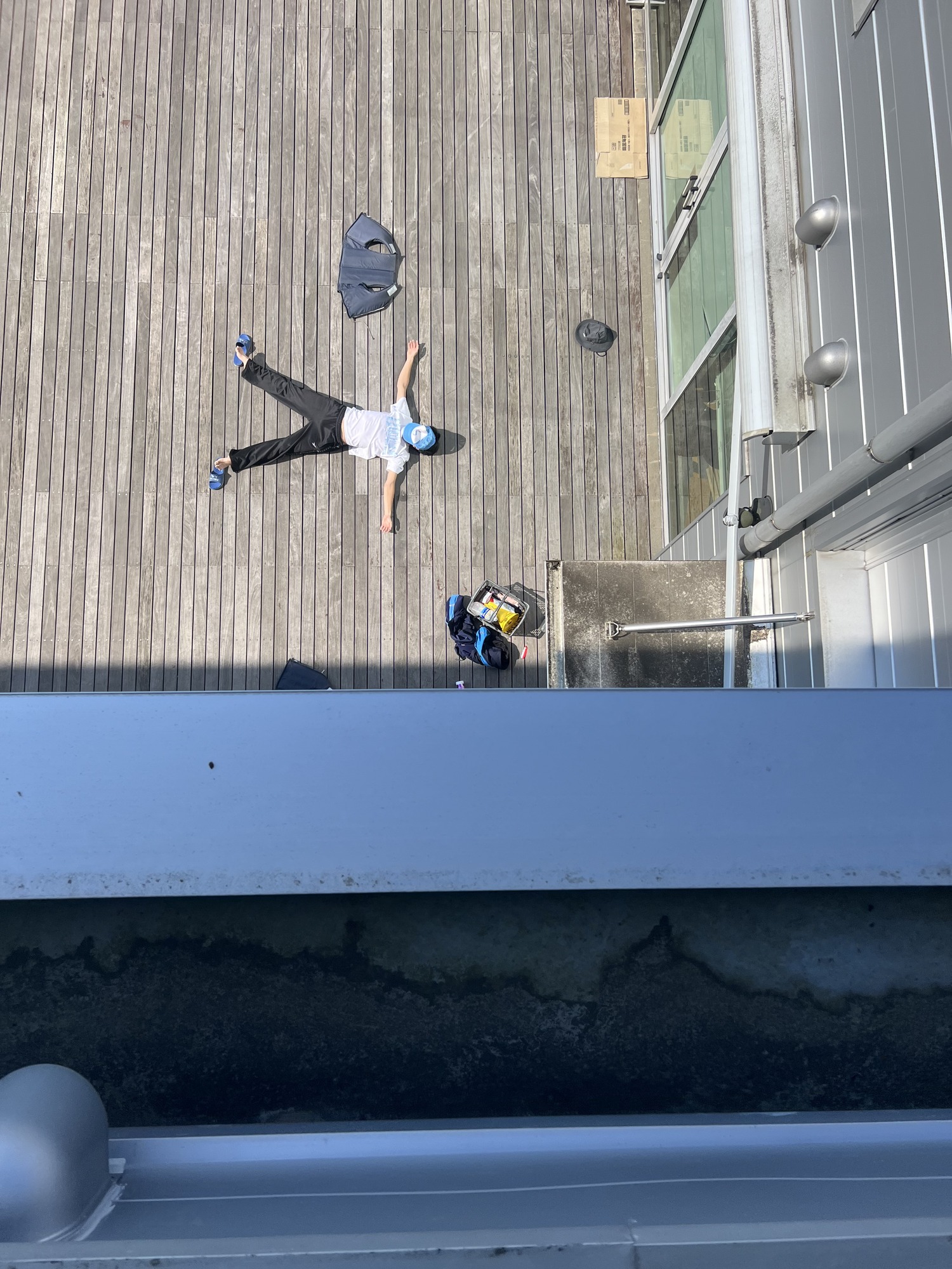 E1E9B8D1-F426-467D-AA2A-64C78570A485