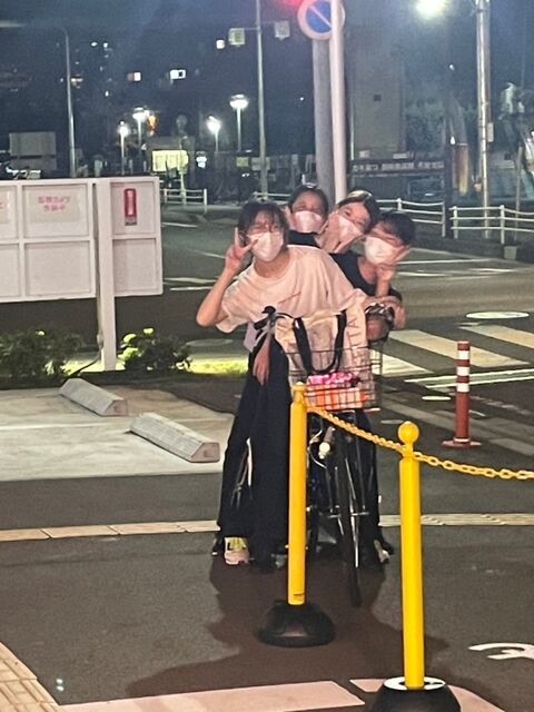 4B1F4782-F6EF-4788-8CFB-363D3B554F0E