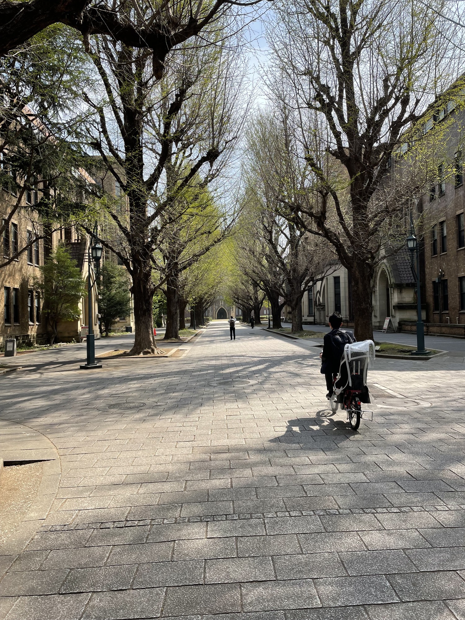 68BD228A-B6F9-4A73-B85C-99E7E9062802