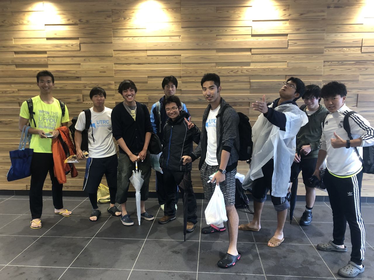 90AA1E00-CB94-49BD-83E6-19562155FDA1